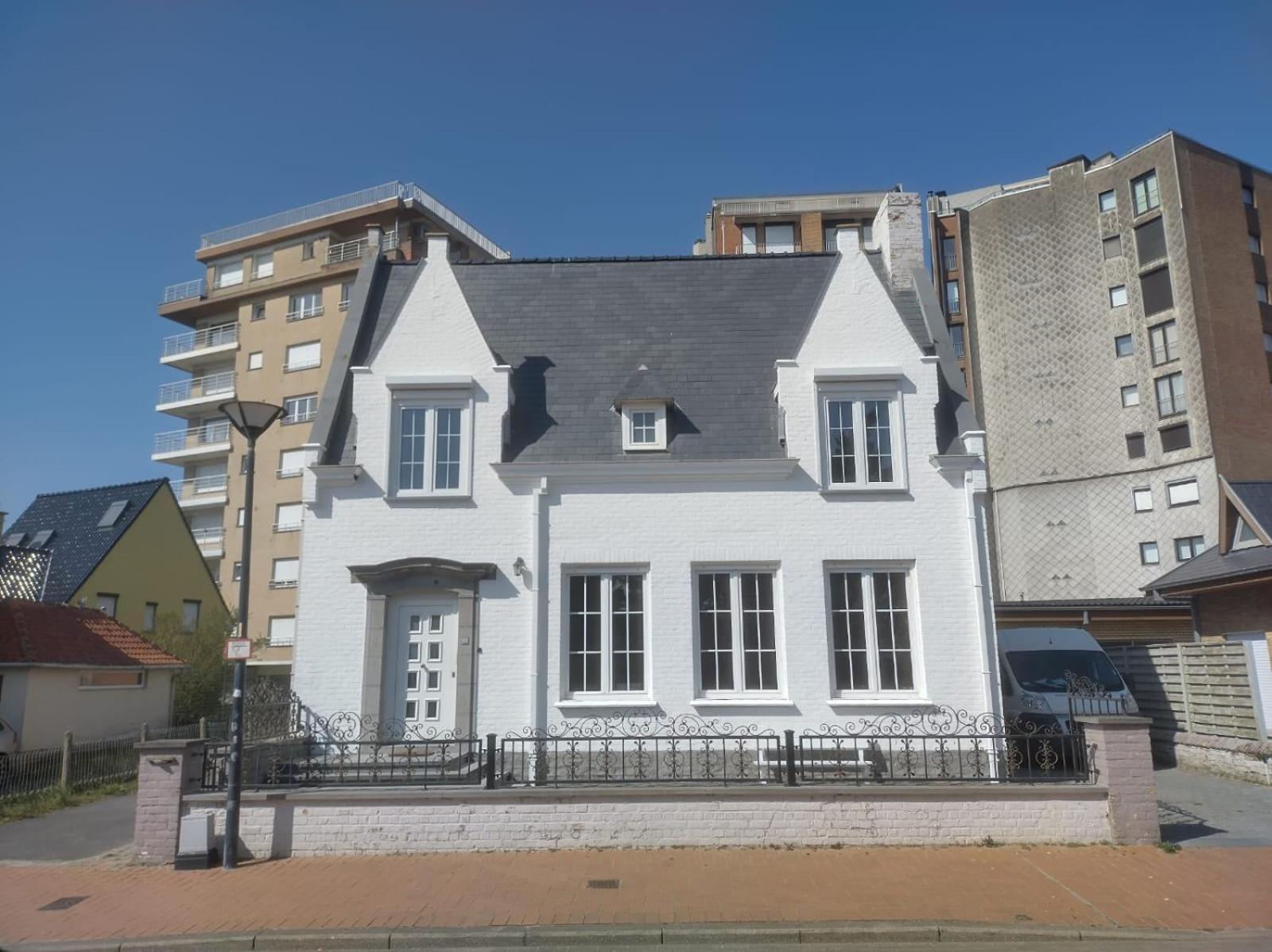 Villa Rust Op De Kust - 10 Pers - 4 Slpk - 2 Badk Middelkerke